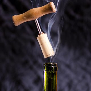 Comment déboucher une bouteille ?