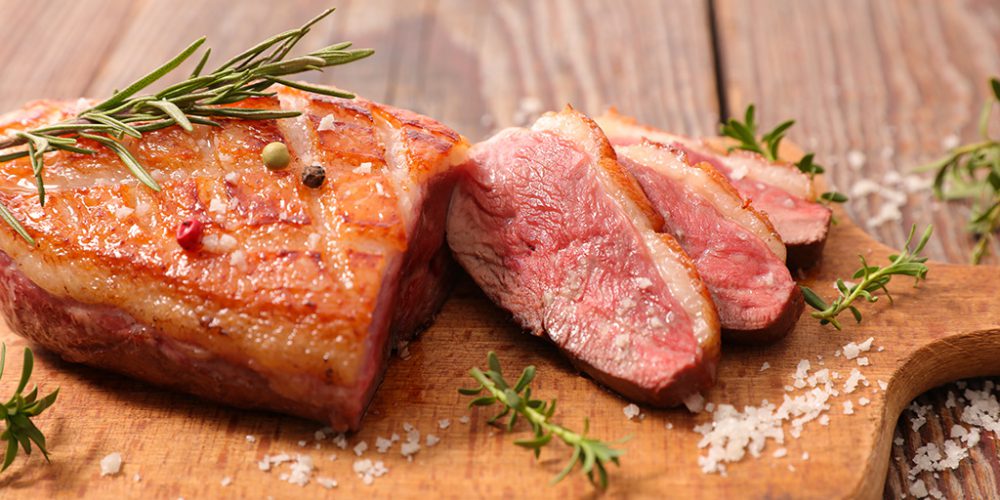 ASTUCE : Parer un magret de canard